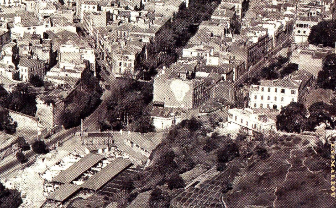 MH e- 002- Place des quinconces .JPG